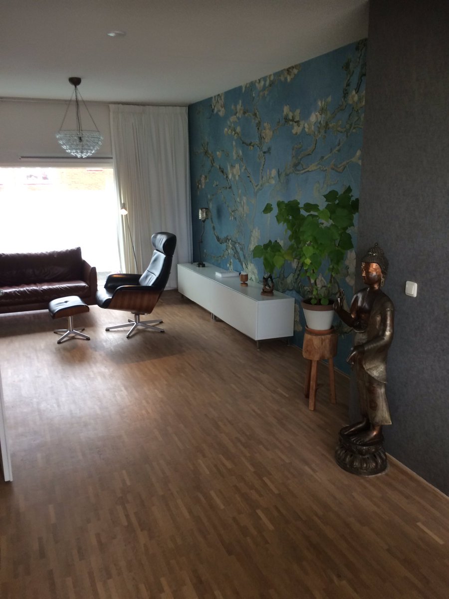 Vandaag kijkers bij deze moderne woning vlakbij centrum en #noorderplantsoen ! funda.nl/koop/groningen…