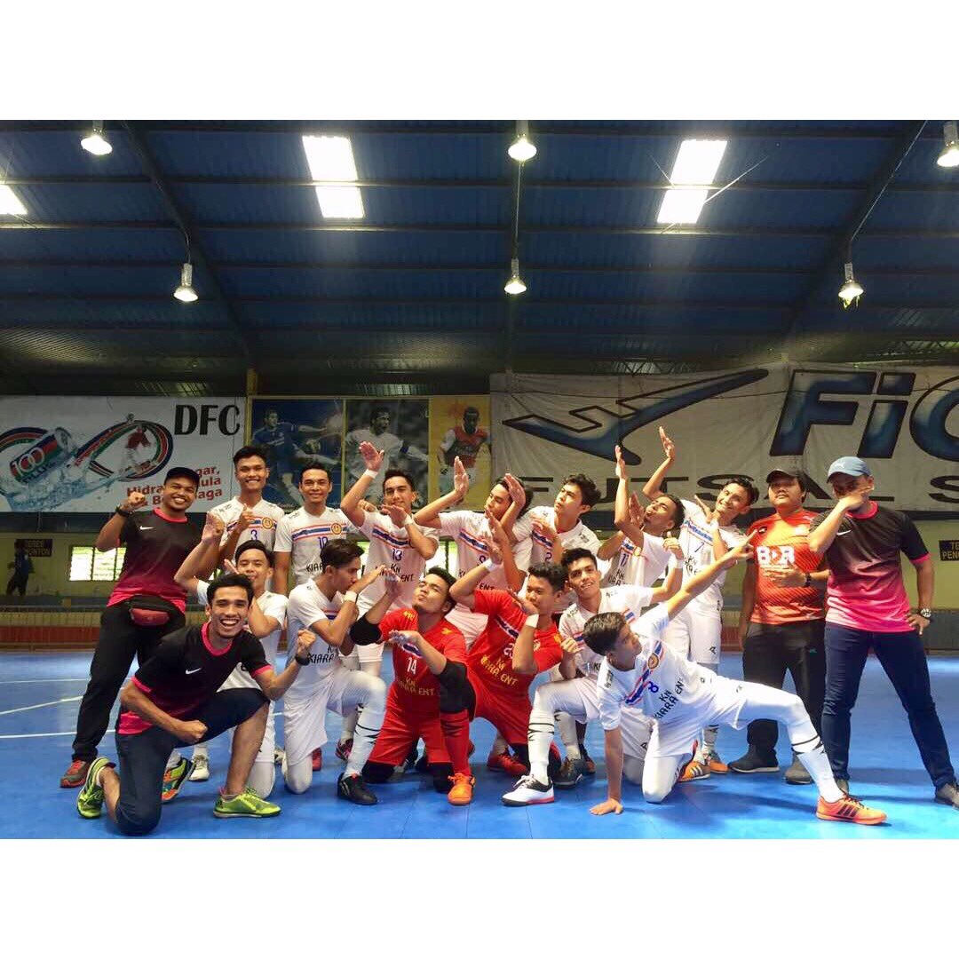 amzarpious's tweet photo. Road to semi final. PERLIS vs SHAH ALAM. Esok jam 9pagi !! Pkat Mai buat ramai..๐
๐ @uitmperlismpp @UiTMPERLIS
#KARISMA2017 #TEAMARAU https://t.co/7X1OTnzw53