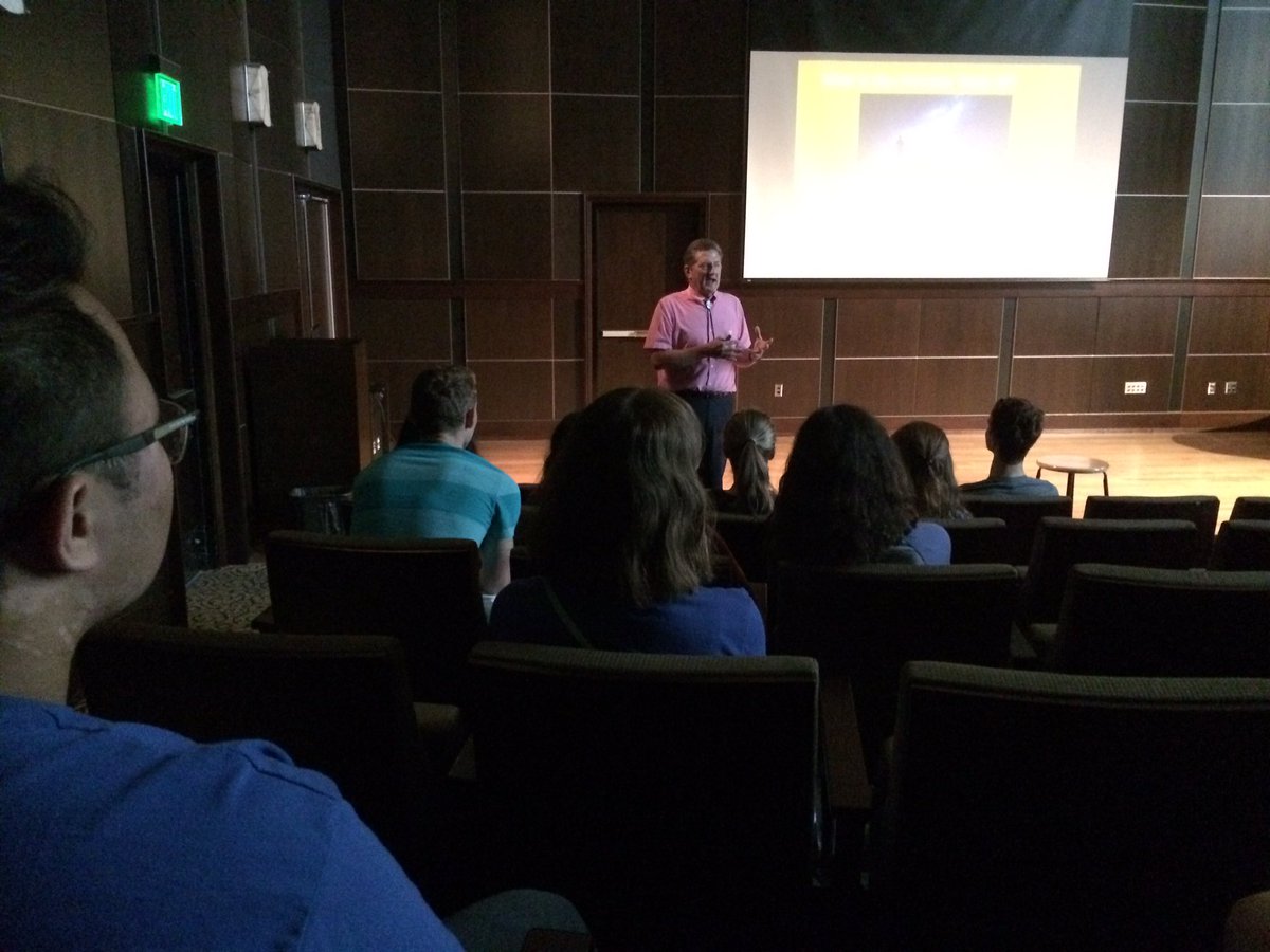 StartTU2021's tweet photo. Professor McCoy facilitating an interest workshop for new students, "Science's big questions &amp; who will answer them" #StartTU #FacultyRock https://t.co/M2cu7KphJQ