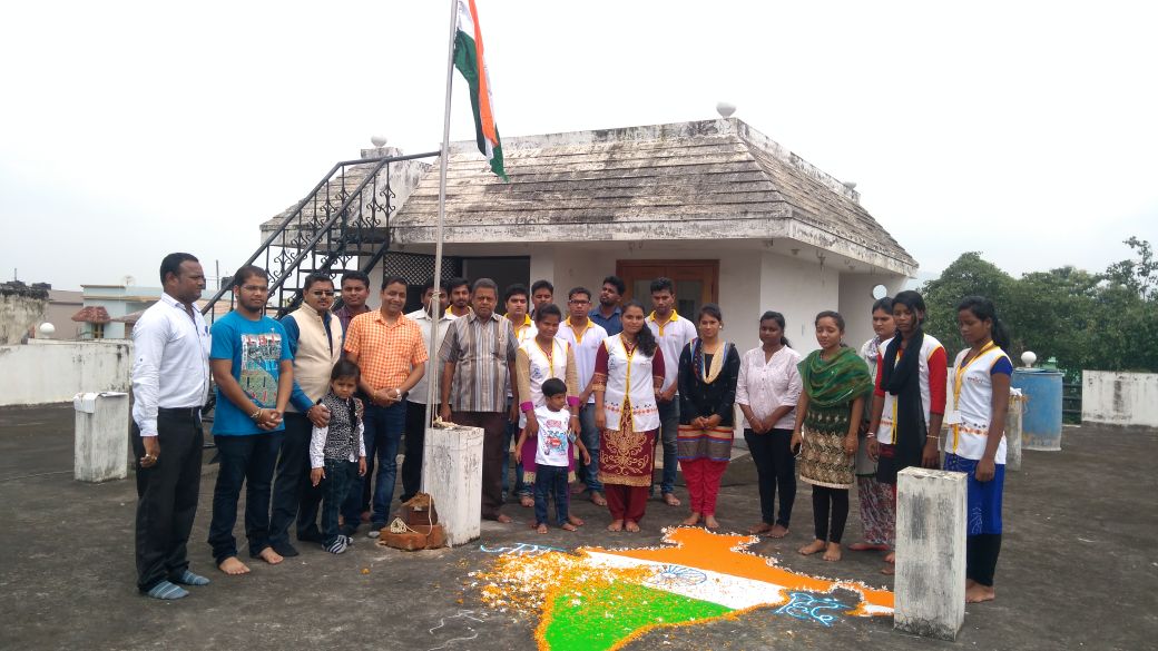 SynchroServeGS's tweet photo. SynchroServe celebrated 71st #Independenceday2017 in 14 states across the country.
At Odisha  @SynchroServeGS  @mbejawar @RajivPratapRudy https://t.co/GmmzMcvGqE
