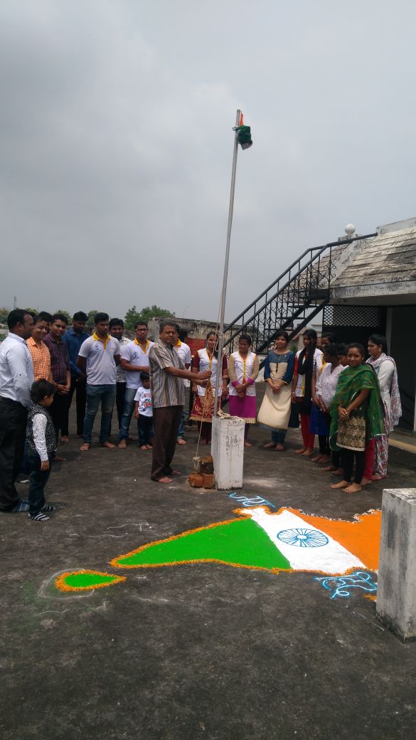 SynchroServeGS's tweet photo. SynchroServe celebrated 71st #Independenceday2017 in 14 states across the country.
At Odisha  @SynchroServeGS  @mbejawar @RajivPratapRudy https://t.co/GmmzMcvGqE