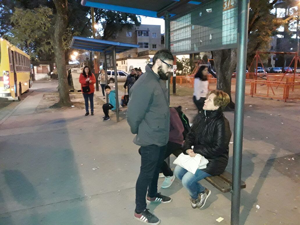 MAlvaradoMR's tweet photo. En cada #operativo dialogamos con los vecinos, usuarios del TUP. #Diálogo #Escucha #Cercanía. #Hacemos Juntos! https://t.co/2NgaeosoEz