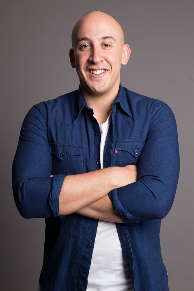 TheTouchdown326's tweet photo. The #DoeKids are chatting to @DalinOliver about his comedy career and his debut acting role in a local comedy film. #TMW #ListenToTheFuture https://t.co/sOVRmo3mFc