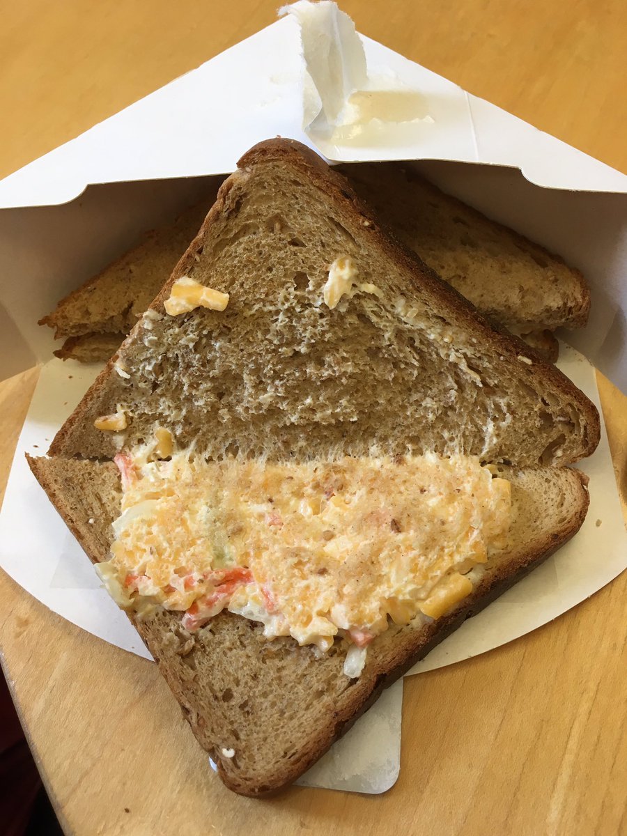 natcoxnat's tweet photo. @GreggsOfficial #pooreffort #badsandwich #nothappy https://t.co/yIT9lHa5NM