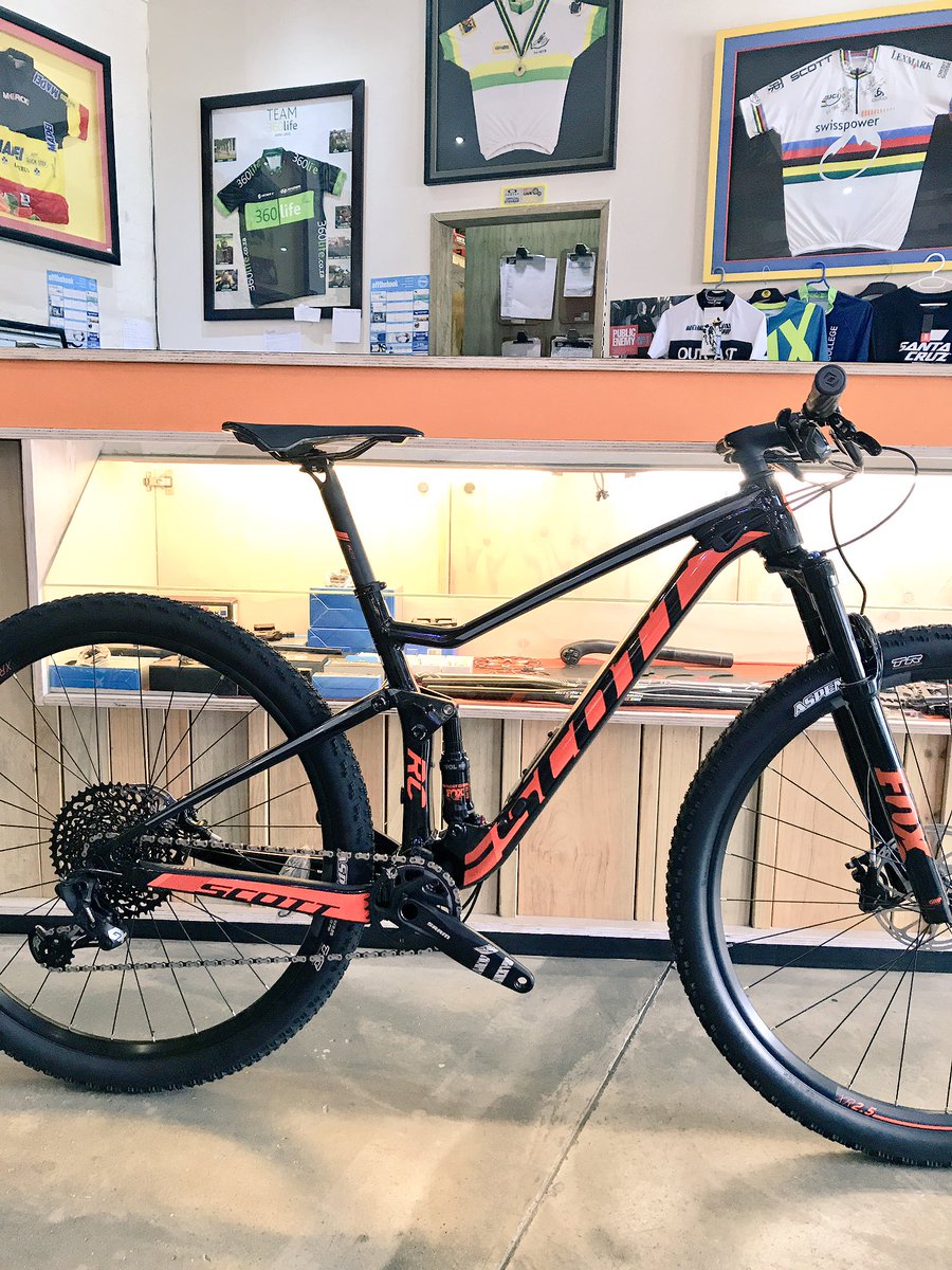 bikeshopplett's tweet photo. IMO the most anticipated 'race' bike of 2018. Scott Spark Comp. 100mm travel, aluminum, SRAM Eagle 12spd. Under R50k. Now in stock. https://t.co/hifGzvDEqx