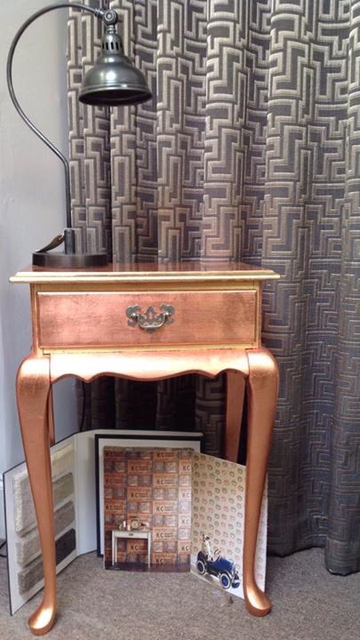 homerevivals's tweet image. This cute side table was a test piece for a clients bathroom vanity! So cute!
#goldleaf #copperleaf #profinish #customwork #getintouch