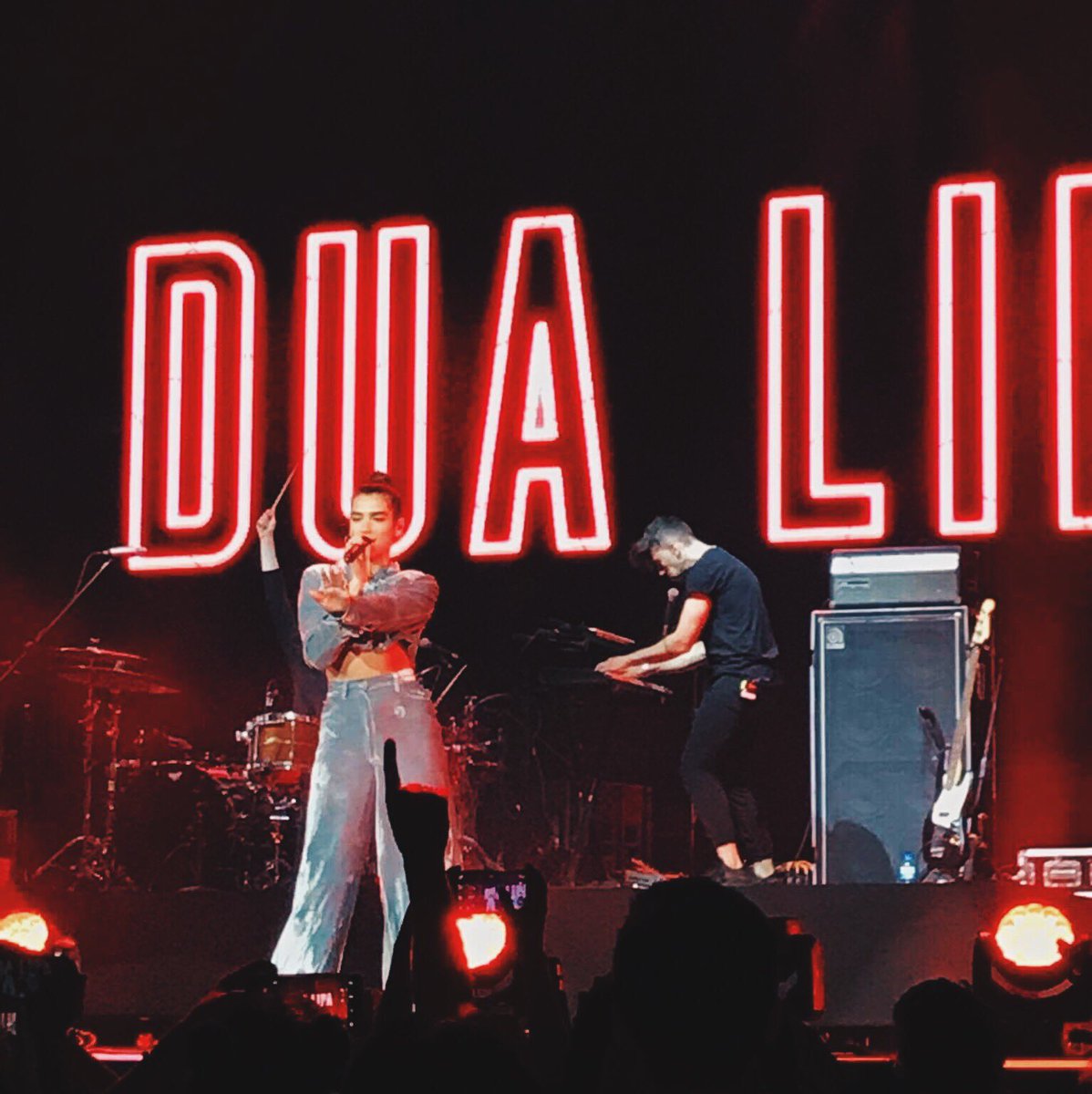 MadHouseMNL's tweet photo. @Daya We're not scared to be lonely because @DUALIPA is here again! #IntheMix2017 #SmartInTheMix https://t.co/vS8t8GOTjX