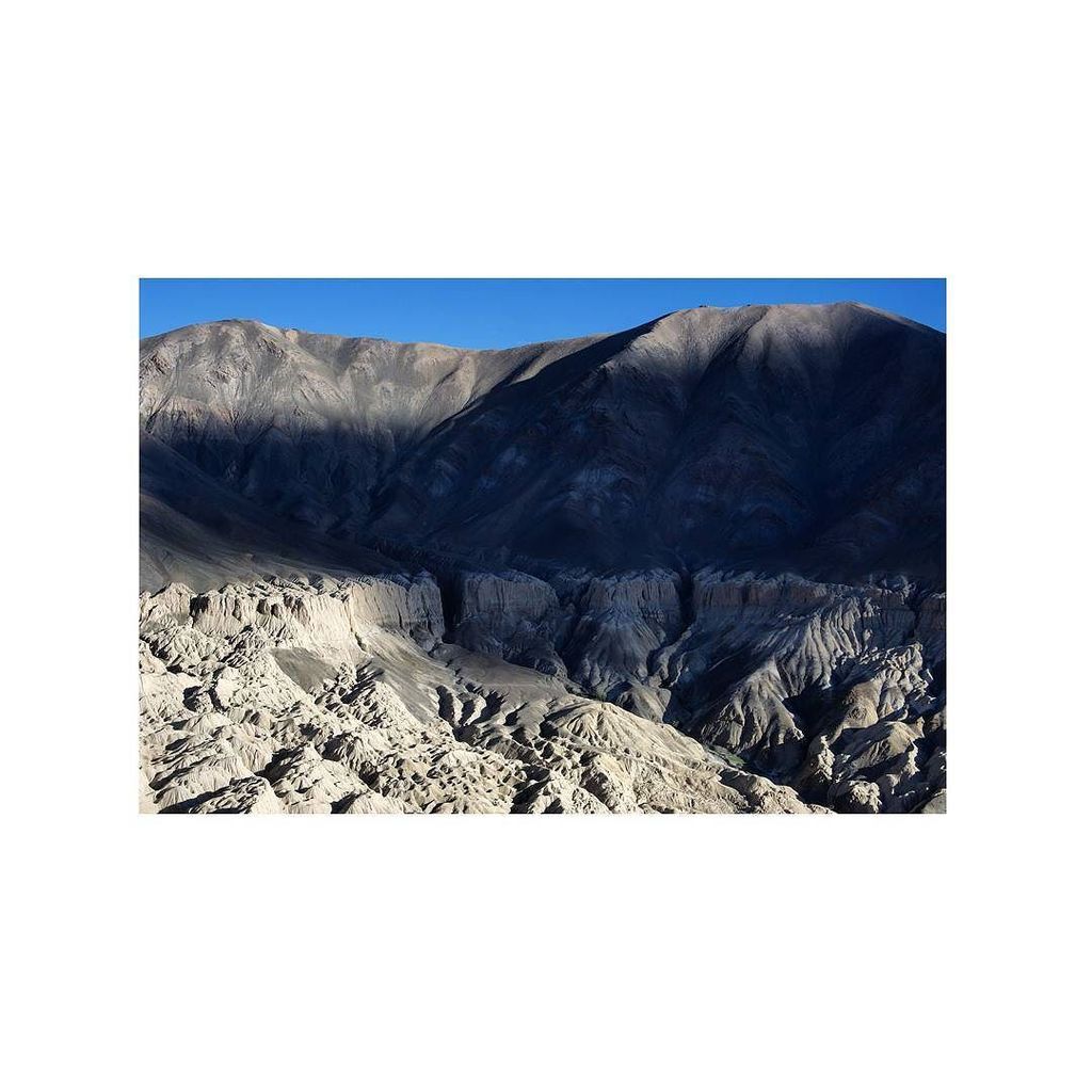 palakmittal's tweet photo. Color 1/3 Moon Craters °
°
°
#WHPmini #_soi #igs_world #special_shots #indiapictures #irimages #ourstreets #vsco #… https://t.co/xUjKACSTQf https://t.co/S6hy86X6Iz