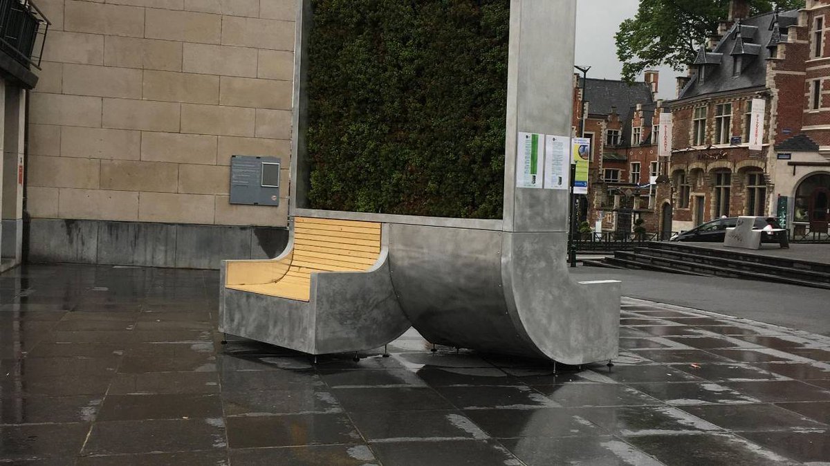 Même s'il en faut mille pour être efficace, ce City Tree est une belle initiative #livingwall po.st/1OQiKJ