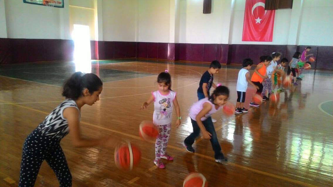 Mersin Gençlik ve Spor İl Müdürlüğü (@gsb_mersin) on Twitter photo #İlSpormerkezleri Basketbol Antrenmanları Toroslar 7. Bölge Spor Salonu.
<a href="/OA_Bak/">Dr. Osman Aşkın Bak</a> <a href="/farukozcelikgsb/">Faruk Özçelik</a> <a href="/mehbaykan/">Mehmet Baykan</a> @sagunes40 #İlSpormerkezleri Basketbol Antrenmanları Toroslar 7. Bölge Spor Salonu.
<a href="/OA_Bak/">Dr. Osman Aşkın Bak</a> <a href="/farukozcelikgsb/">Faruk Özçelik</a> <a href="/mehbaykan/">Mehmet Baykan</a> @sagunes40