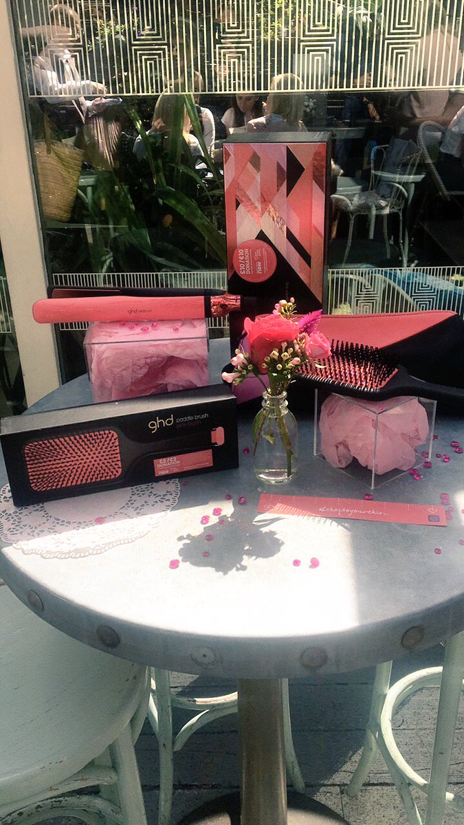 SandPWeddings's tweet photo. How beautiful is the new pink blush collection from @ghd in collaboration with @IrishCancerSoc #GHDpink https://t.co/C7VLSaxLPH