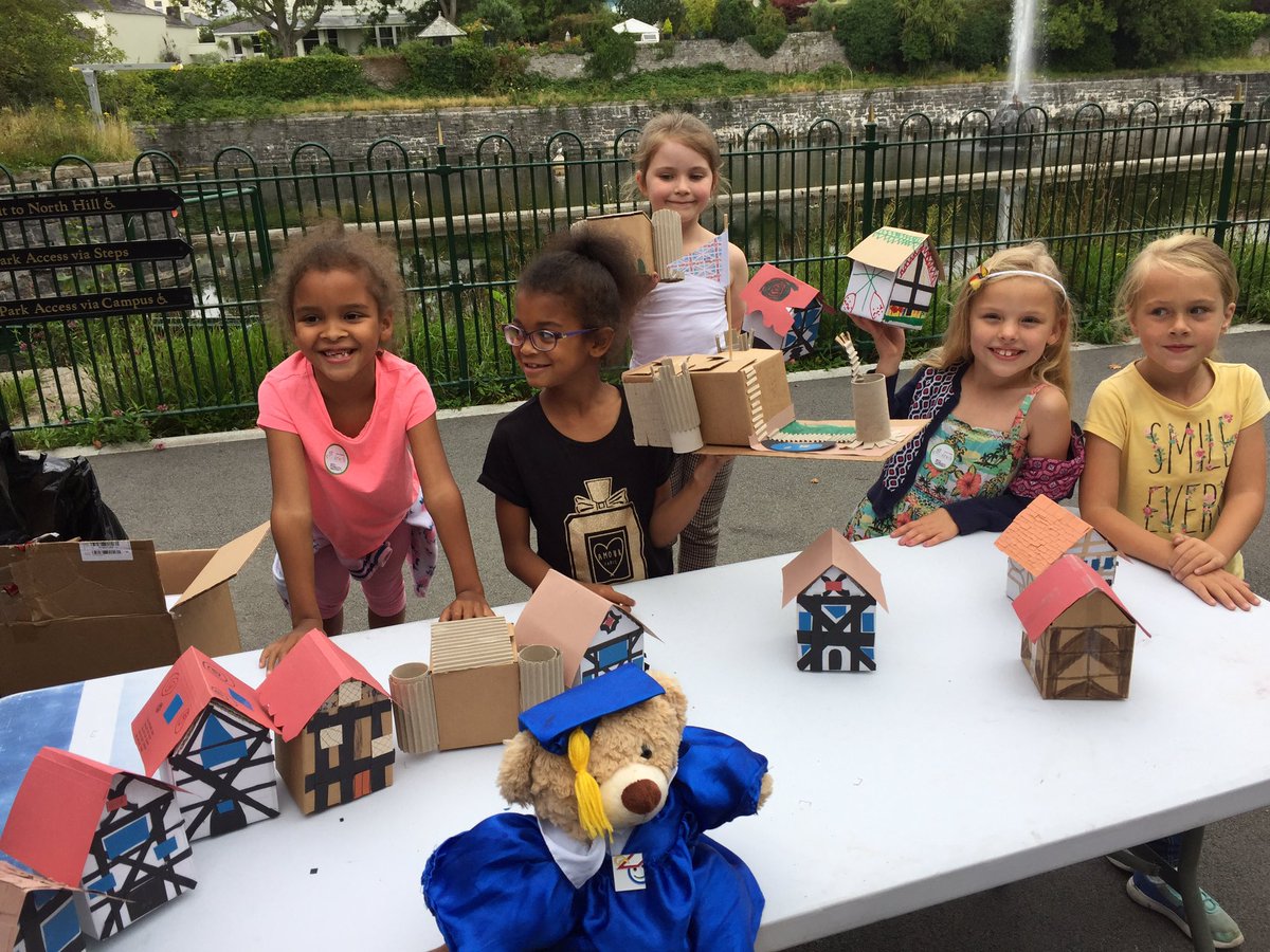 And more!!! #TudorHouses #Castles #TudorVillage <a href="/PlymUni/">University of Plymouth</a> <a href="/ChildrensUni/">HEY Children's Uni</a> 

Thanks to everyone that came along today! #MakeAndTake