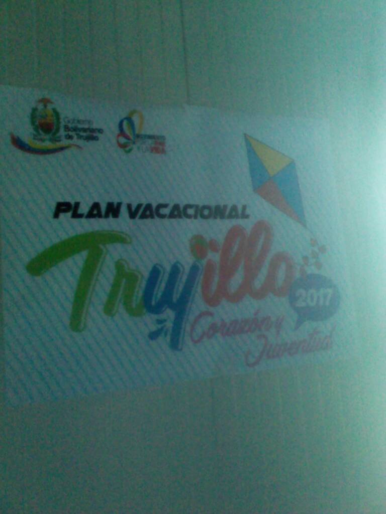 Ygraterol1's tweet photo. #AgostoEscuelasAbiertas Tutoras CBIT apoyando en #ElPlanVacacional Gran Base de Misiones de Paz https://t.co/4tj5eNME2E