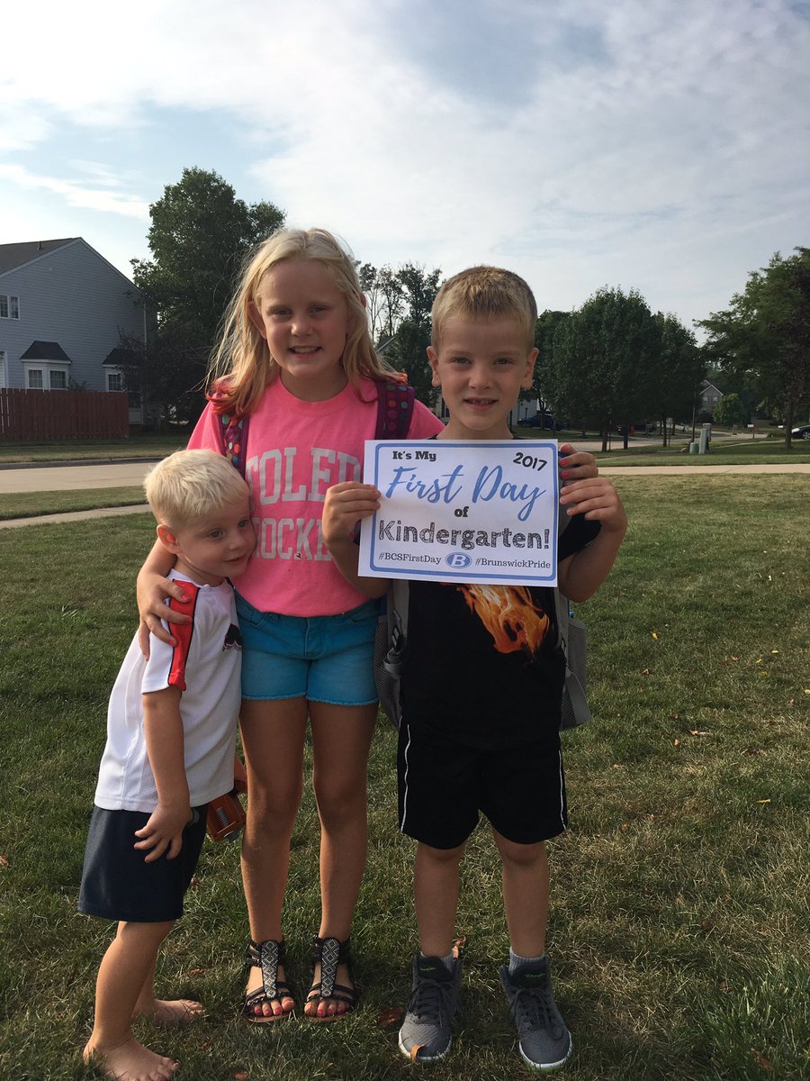 edwell_stacy's tweet photo. #BCSFirstDay https://t.co/Gk7HtUHc0h