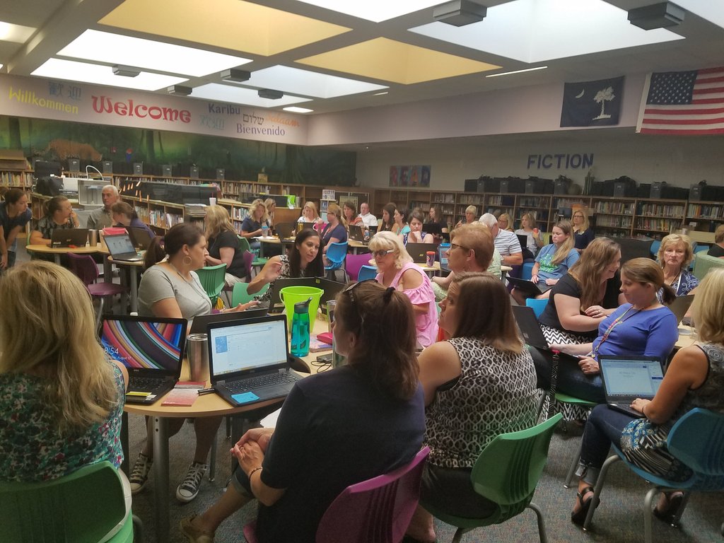 bvistaes's tweet photo. BVES teachers are learning about new Google sites to better communicate with the community.@dmichaelsimmons thank you! https://t.co/4loeikmwGX