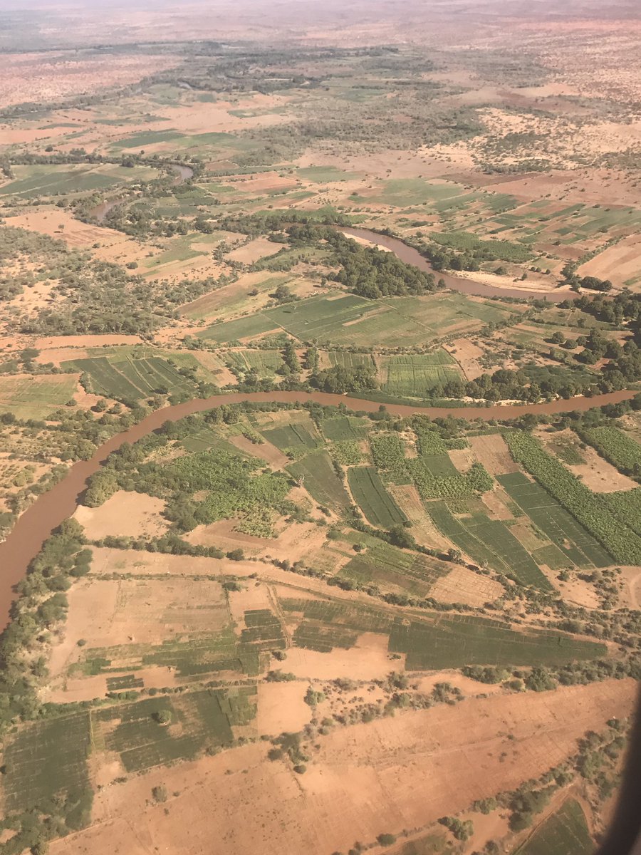 Asmali77's tweet image. Aerial view of River Daua in Mandera, Kenya. #TembeaKenya