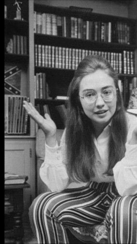 radinovic425's tweet photo. Democrat. Confederate flag on the bookshelf #MAGA "The Monuments Must Go" https://t.co/sumXb9ey7A