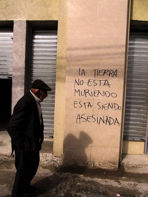 El terrorismo ataca una vez más. Todo mi apoyo y cariño a los familiares de las víctimas del atentado de Barcelona.