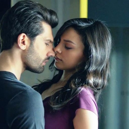 senkimisectin's tweet photo. senin çiftin hangisi ? 

#BihBeh diyorsan RT  ▪
#ZeyMir diyorsan FAV ▪
 
#kıvançtatlıtuğ #kaanurgancıoğlu
#berensaat #hazalfilizküçükköse https://t.co/YrpPywKlB3