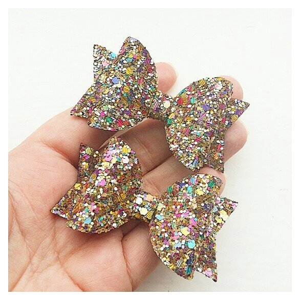 libbysbows's tweet image. Got to love a pair of #piggies and these beauts are available for just £3 for two.
More sets available

#pigtailbows #giftsets #wnukrt