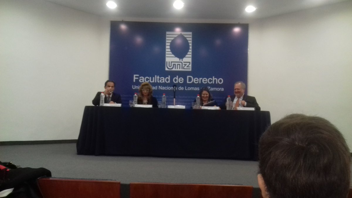 David18Benitez's tweet photo. #Ahora en la Disertación, III Jornada Bonaerense del Derecho Romano #Unlz. https://t.co/Dy2dpWFJn9