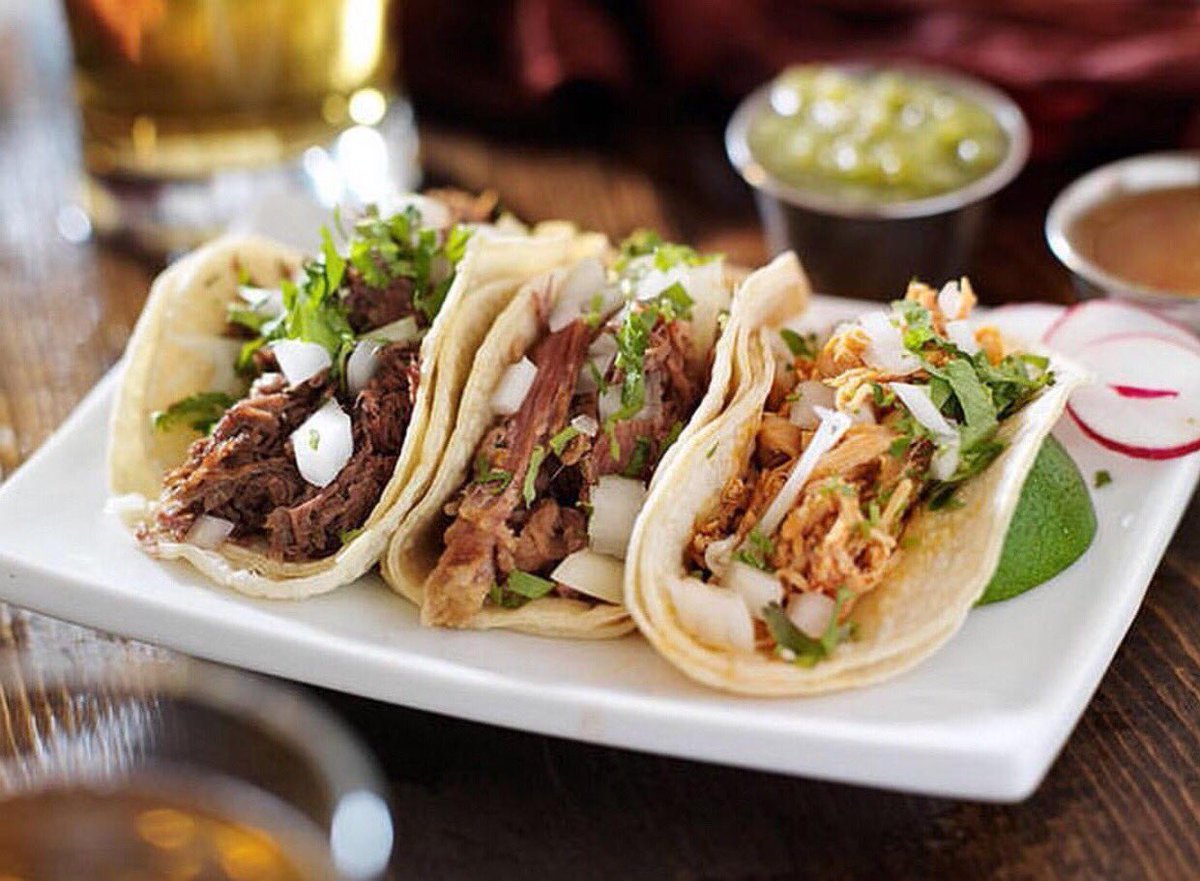 WalkersWineBar's tweet photo. When you can't decide which tacos you want ...try them all!! #Taco Thursdays @walkerswinebar &amp; chase them with an ice cold Walkers Lager https://t.co/smYMu0N3cg