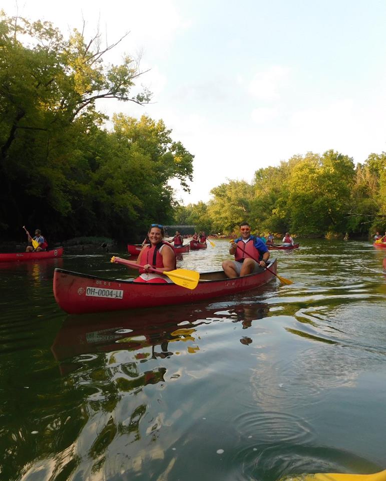 Because summer nights with <a href="/ValleyVineyards/">Valley Vineyards</a> mean wine, dinner and [canoe adventures]. Reserve here: ow.ly/sCnP30eugst