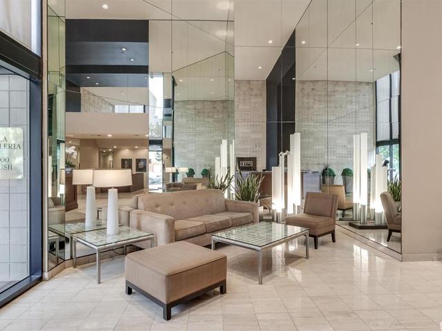 1wrightagent's tweet image. Welcome to La Galleria a full service high rise condo within the heart of San Francisco and every amenity at your finger tips.