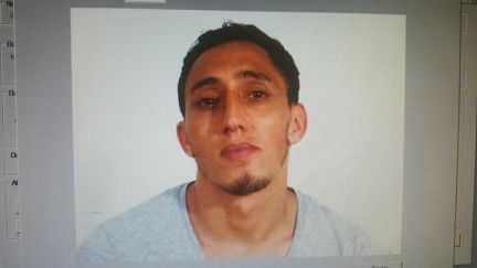 zafar1163's tweet photo. Attack It is of Maghreb origin Driss Ou Kabir, rented the van. He would be the holder of a residence permit in Spain #Pakistan https://t.co/PaRKhOwXXq