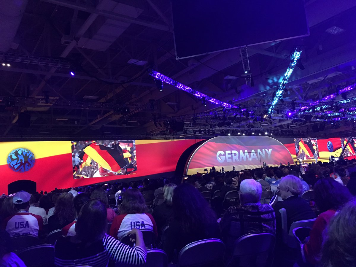 TangQin's tweet photo. So excited to be at the 2017 USANA International Convention. USANA is expanding to 4 new markets in Europe including Germany!!!#USANA17 https://t.co/jvD7IqBrMR