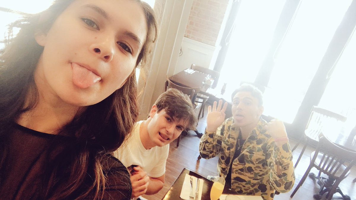 whitneywoof's tweet photo. Back w the boys ❤️😍🔥 @SummerBreak https://t.co/iko7rGnuJn