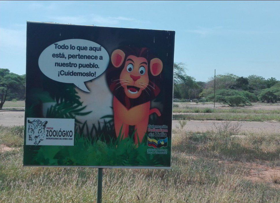 EmanuelDice's tweet photo. #Legado Se robaron animales del Zoológico del Zulia supuestamente para comerse su carne https://t.co/g4tlybAWCx https://t.co/PkwNm4w9IQ