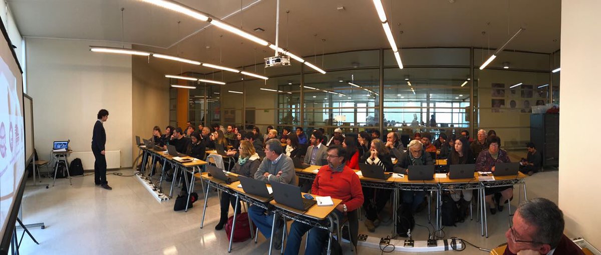 ExportaDigital's tweet image. Reduciendo brechas digitales en la Region de Valparaiso taller #ecommerce B2C @prochile @INACAPINOS Valparaiso.