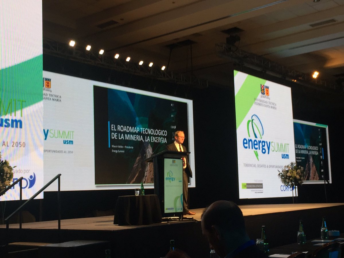 AndroLindsay's tweet image. Debemos generar ventajas competitivas en minería @oruam_v @ProgramaAltaLey #EnergySummit @usantamaria @TheClover2030 @Corfo @Transforma_CL