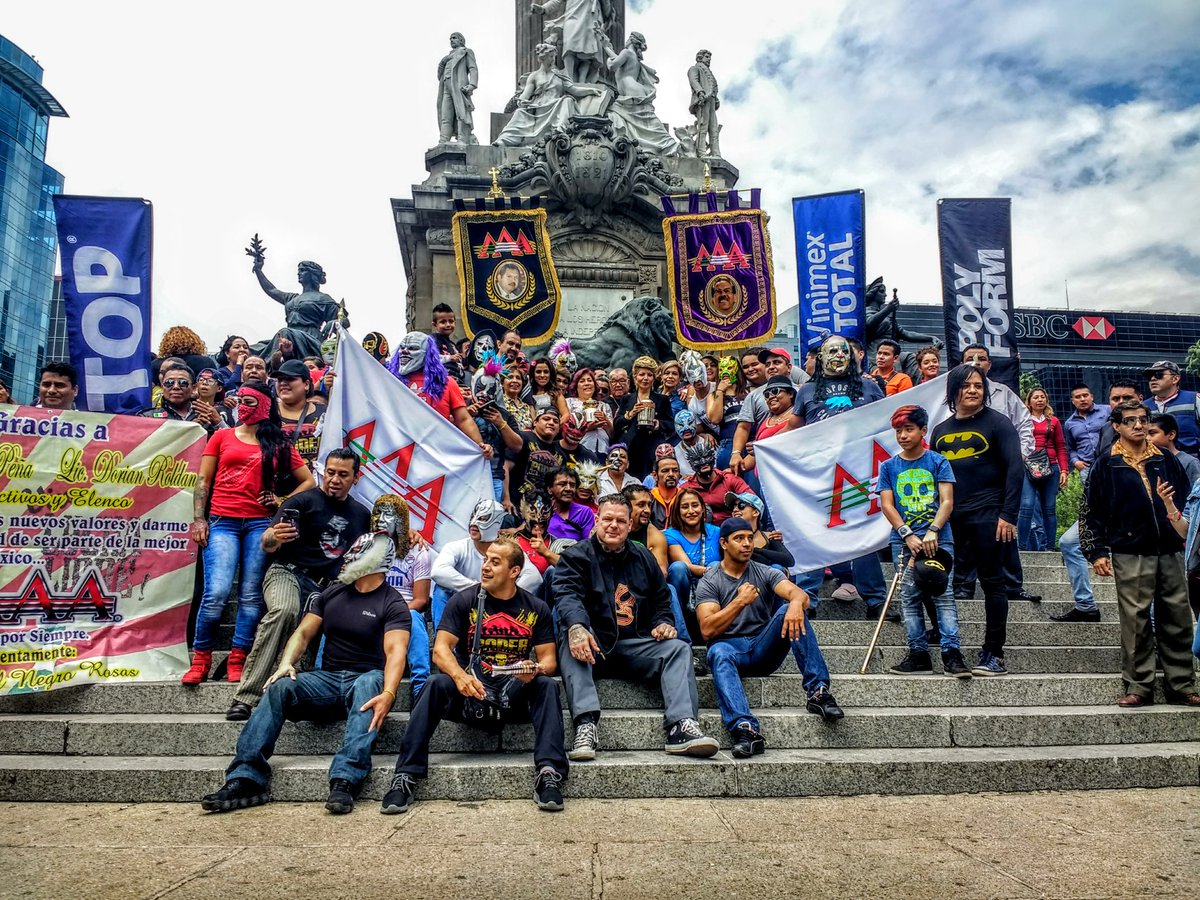 SALA en el Ángel de la Independencia 
<a href="/luchalibreaaaJP/">ルチャリブレAAA 日本公式</a> <a href="/luchalibreaaa/">Lucha Libre AAA Worldwide</a>