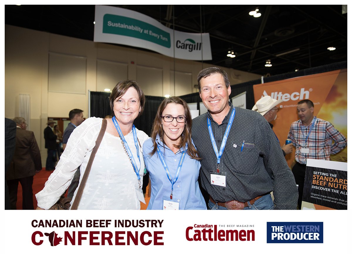 CanCattlemen's tweet image. It's the final day of the #CDNBeefConf. Did we take your photo? Have a look at the full gallery here! loreephotography.passgallery.com/-cbic/gallery #CBIC2017
