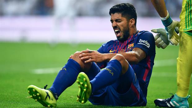 ¡Mala noticia para Uruguay! 😱🇺🇾

Suárez, descartado para enfrentar a Argentina 🇦🇷 y a Paraguay 🇵🇾 por una lesión en su rodilla 🏥