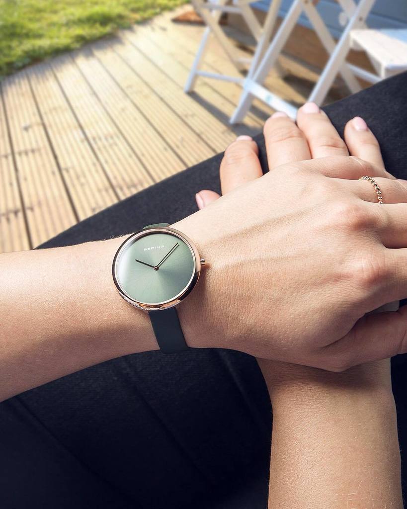 beringtime's tweet photo. For a unique look: Covered green and details in rose gold. - https://t.co/TKEorzqc2W https://t.co/aNvcSVxUSp