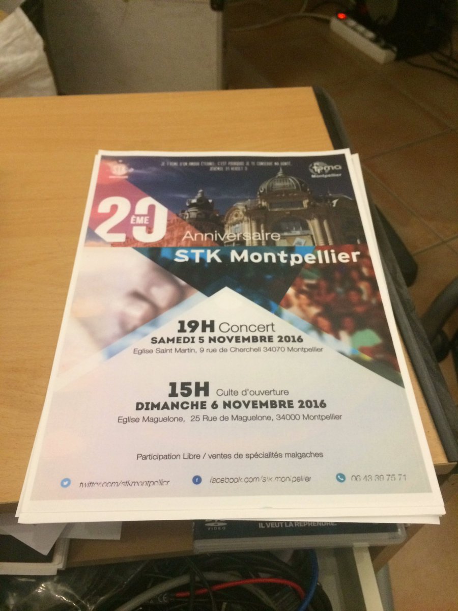 HarinjaKader's tweet photo. En rangeant ma chambre et en préparant les cartons je tombe sur ça, les bons vieux souvenirs 🙏🏾🙏🏾 https://t.co/GZwTJNGW42