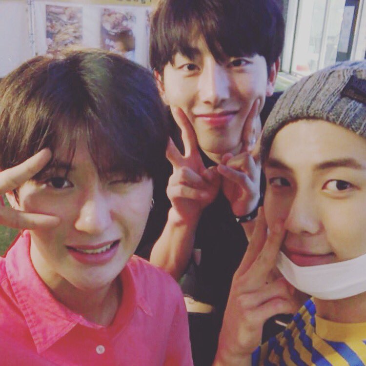 chanipictures's tweet photo. [인스타 - 170817] #최찬이 #찬이 #이창민 #김용현 https://t.co/3NO0B1YMRF