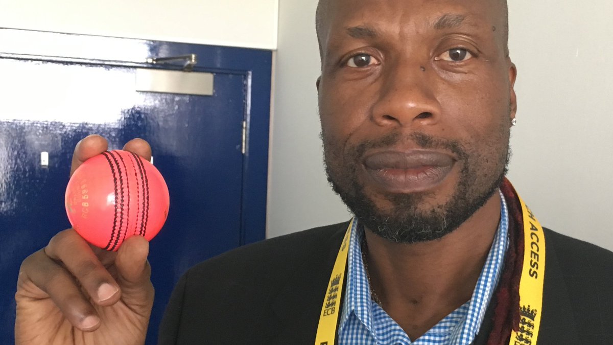 BBCStumped's tweet photo. Imagine facing Sir Curtly under lights with a pink ball. Actually don't. It might give you nightmares.  New podcast: https://t.co/iv7puNvOu9 https://t.co/45GQQqASDR
