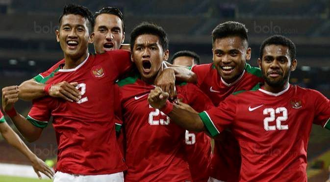 NewsArema's tweet photo. Full Time: #INDONESIA (3)-(0) #Filipina
#Septian David
#Hargianto
#Saddil Ramdani
Alhamdulillah Menang - Kado Spesial bagi Bangsa Indonesiโฆ https://t.co/edDNeRRTM9