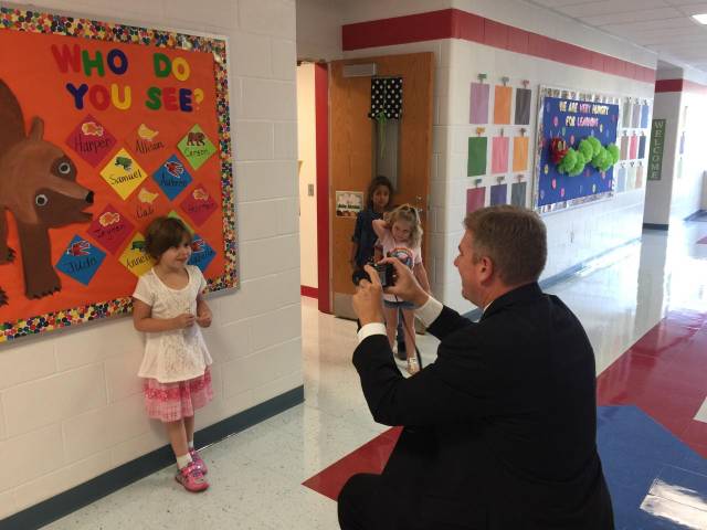 naitch14's tweet photo. #STCR13 What a great start of the day!  #KindergartenFirstDaySmiles https://t.co/3FCgM8F2s9