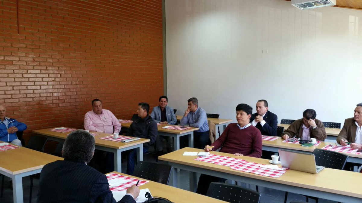 RedimecRed's tweet image. Redimec da la bienvenida a Juan Pablo Casas de @inguniandes y agradece a Jairo Escobar sus aportes a la Red