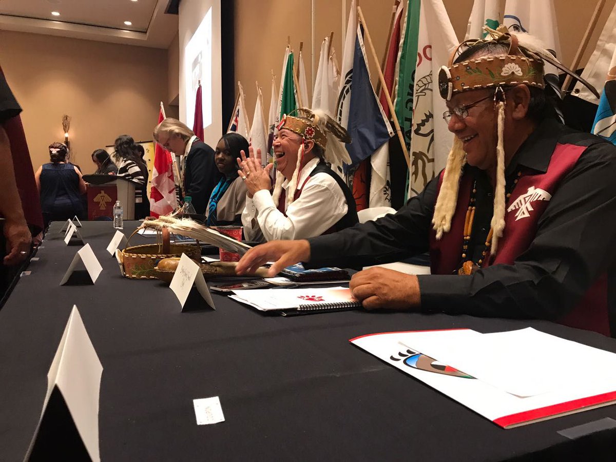 OISEAlumFriends's tweet photo. Anishinabek Nations, INAC sign ‘historic’ education self-government agreement https://t.co/HeoAgXscpB @APTNNews https://t.co/CtGwBKzJbu