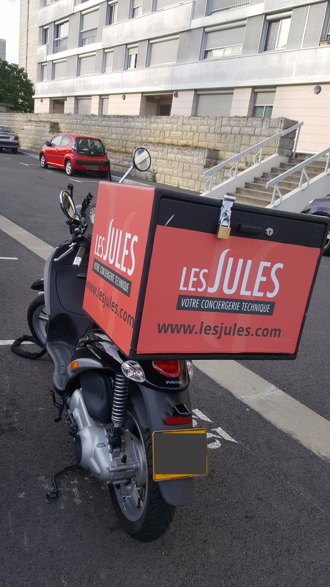 Les Jules tweet media