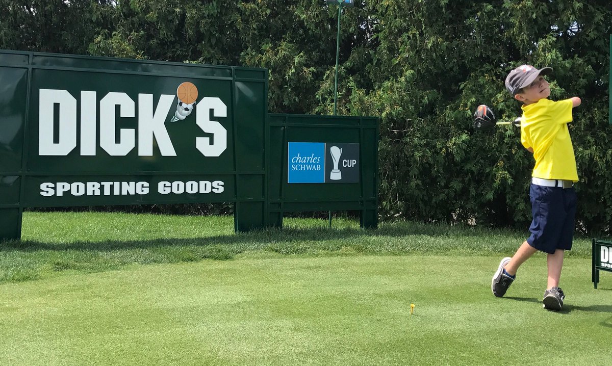 onearmgolfer's tweet image. Warmingup 4 my #onearmchallenge vs @ChampionsTour @dicksopengolf 2 raise $ 4 my #charity. Helping limbdifferent kids onearmchallenge.com