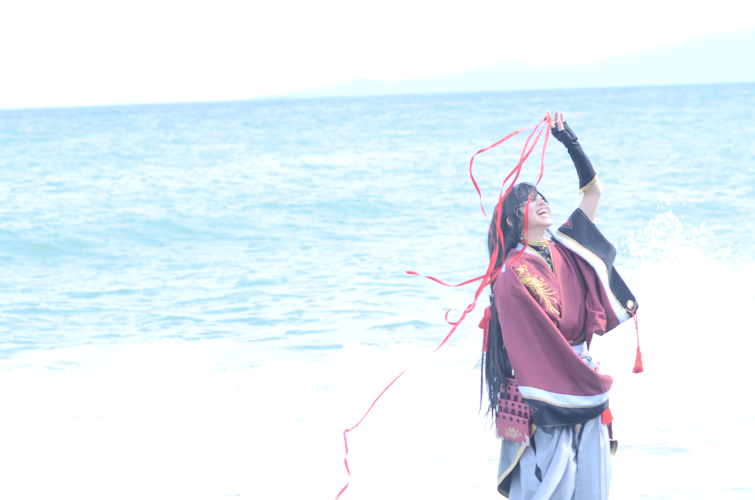 hinagiku0411's tweet photo. 【cos】刀剣乱舞/土方組　※学生現パロ

そこにある波の音と、君の笑顔が
あまりにも同じだから

和泉守兼定：@ddayou888 
photo：@tomatolis https://t.co/wElejbpgnW