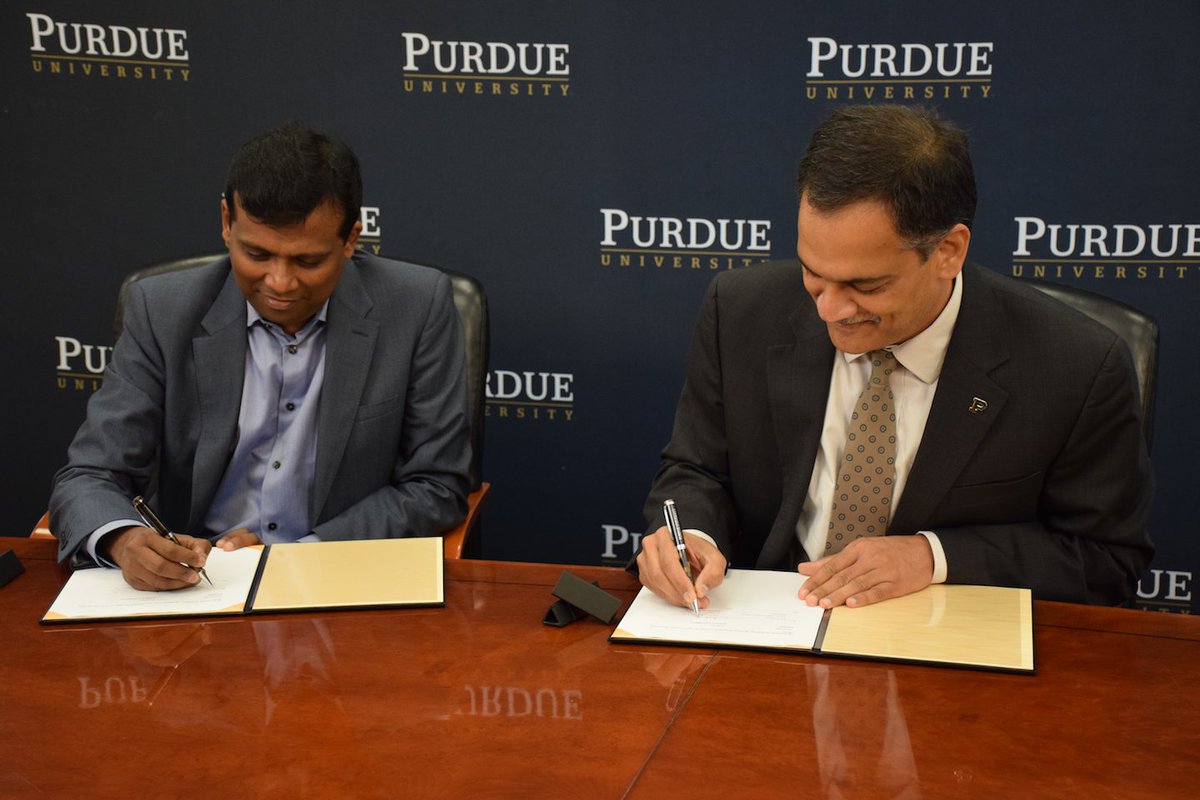 PurdueUnivNews's tweet image. Purdue is entering into 5-year agreement w/ @Infosys, a global leader in consulting, technology. @Research_Purdue purdue.edu/newsroom/relea…