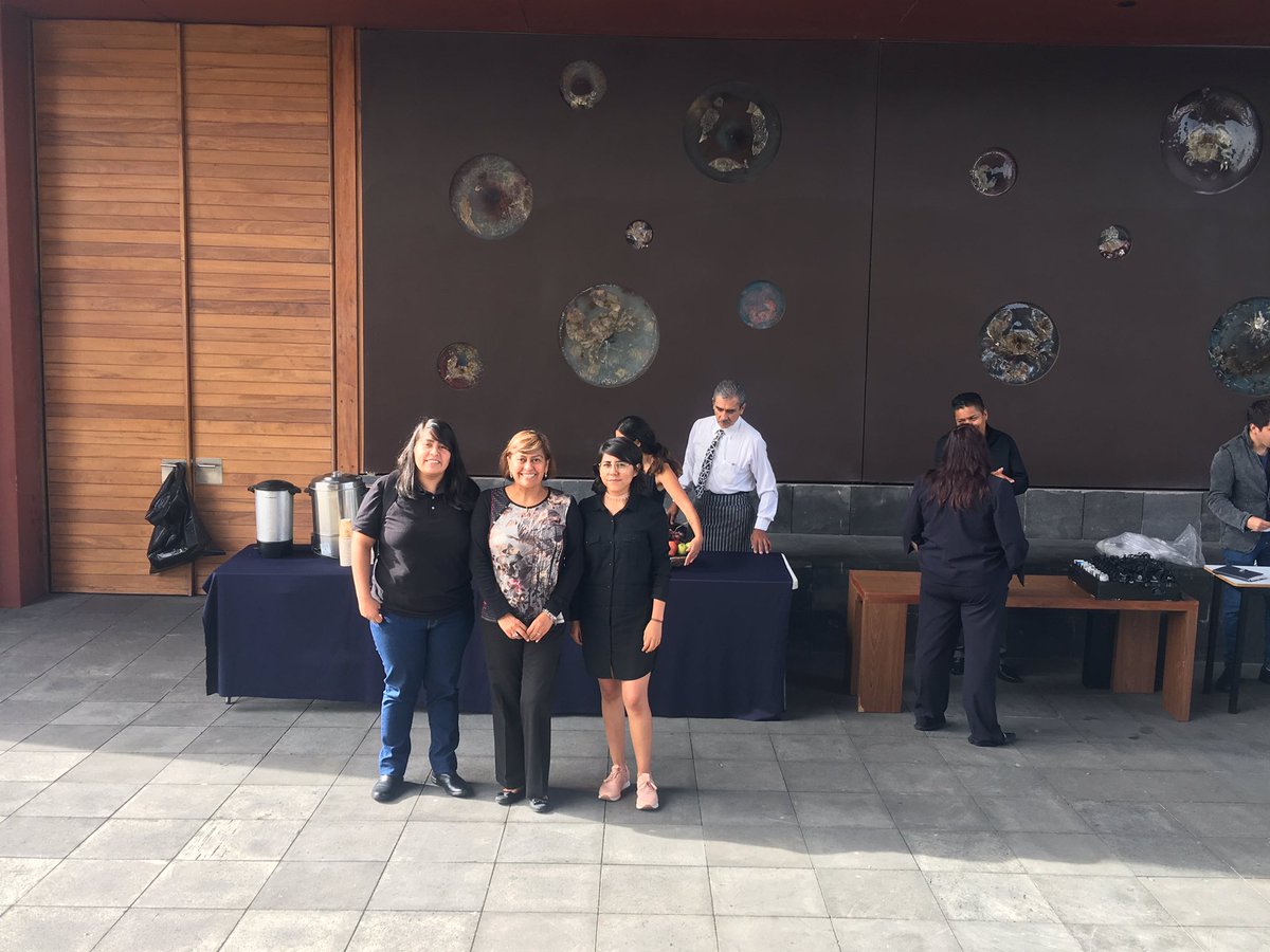 AdrianaMartW's tweet image. Listas para escuchar a Mihail Roco #technologicalconvergence